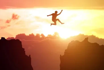 Data-Driven Organisations Must Bridge the Knowledge Gap