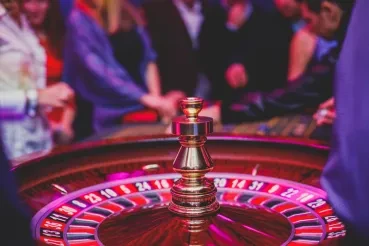 HK Biz Play Roulette With Security