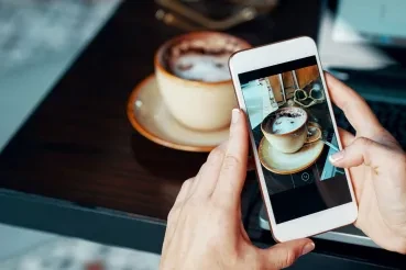 How Apple Uses AI To Produce Better Photos