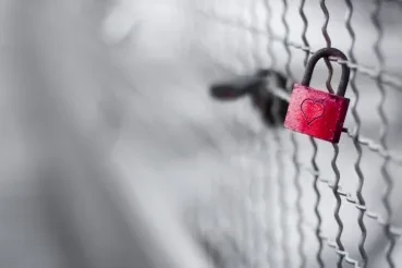 Manufacturers Stop Flirting With IIoT